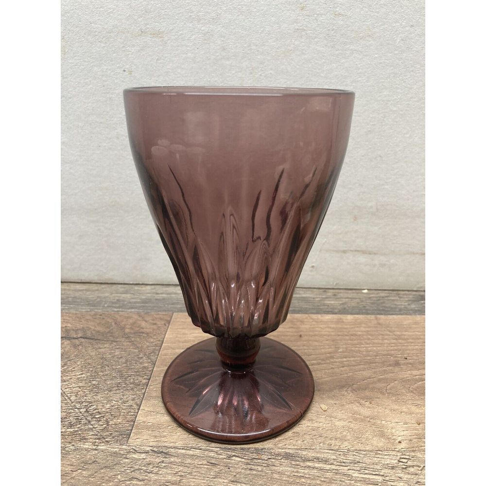 Hazel Atlas Moroccan Footed‎ Ice Tea Purple Amethyst Crinoline 5 ½"